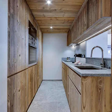 De Standing A Tignes, Proche Pistes Et Commerces, 4 - Fr-1-641-18 Apartment *